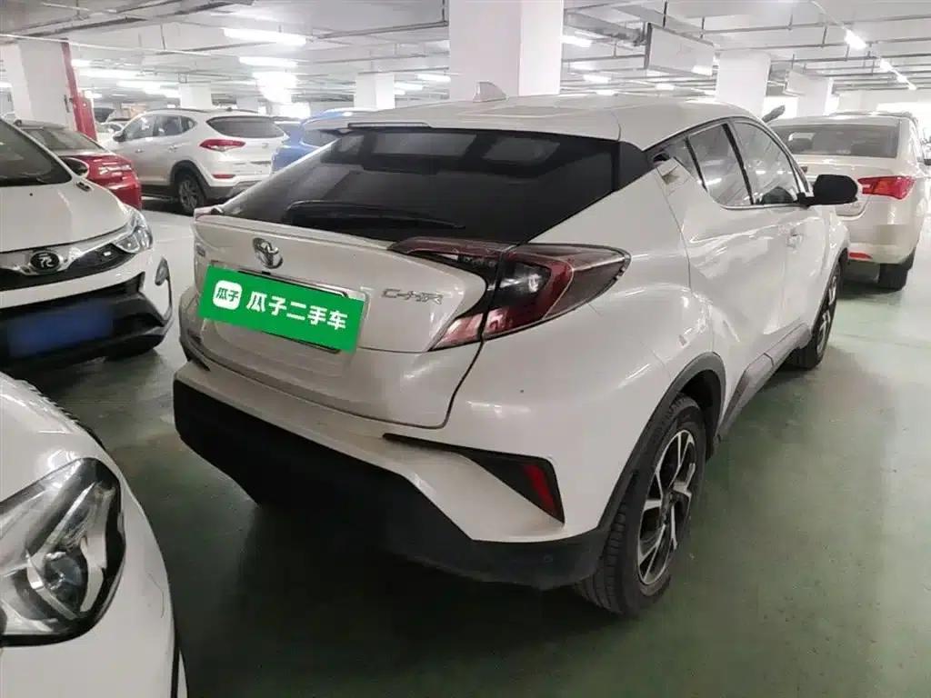 Toyota C-HR 2020 2.0L Luxury Edition — миниатюра 7