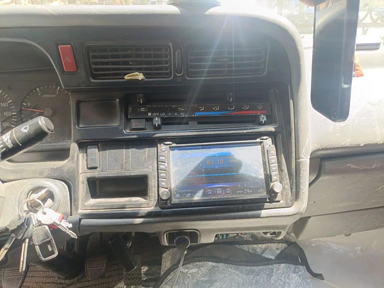Jinbei Hiace 2011 2.5T Fifth-Generation Entrepreneur Edition Classic Version YC4FB90-36 — миниатюра 14