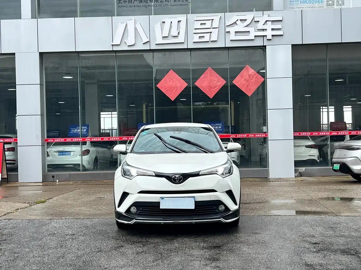 2018 Toyota IZOA 2.0L Elegance Edition (National VI Emission Standard) — миниатюра 2