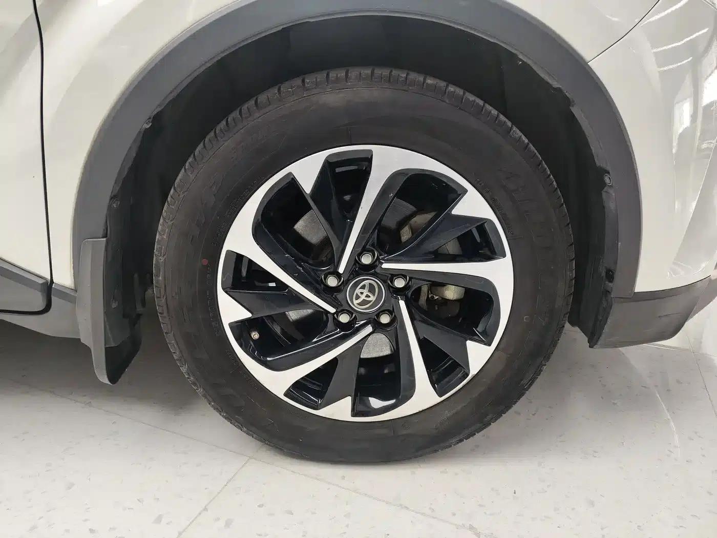 2018 Toyota IZOA 2.0L Elegance Edition (National VI Emission Standard) — миниатюра 15