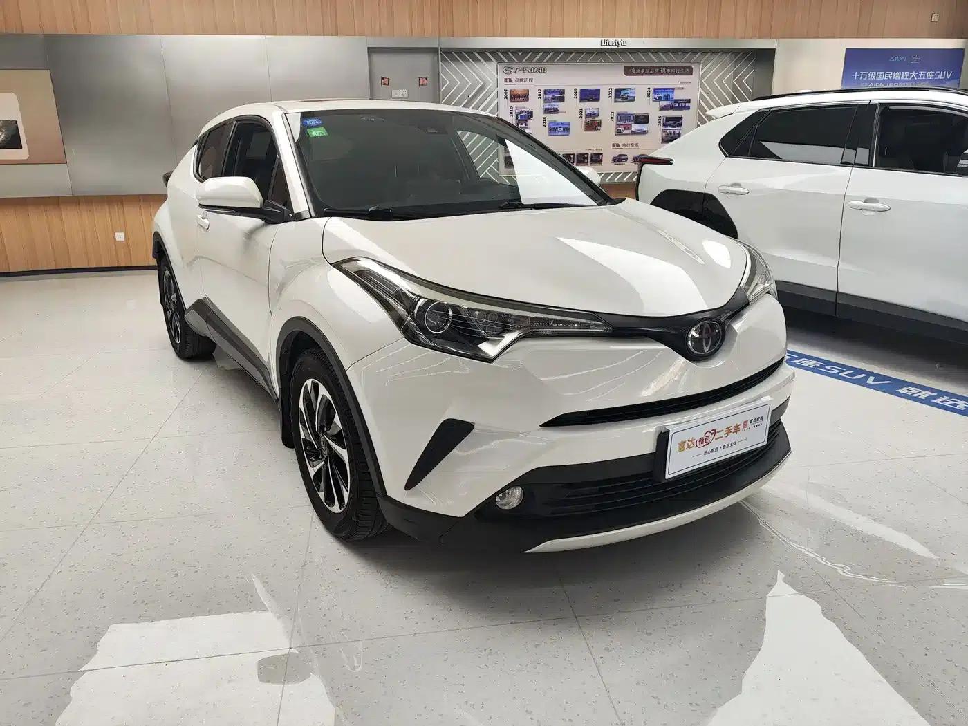 2018 Toyota IZOA 2.0L Elegance Edition (National VI Emission Standard) — миниатюра 3