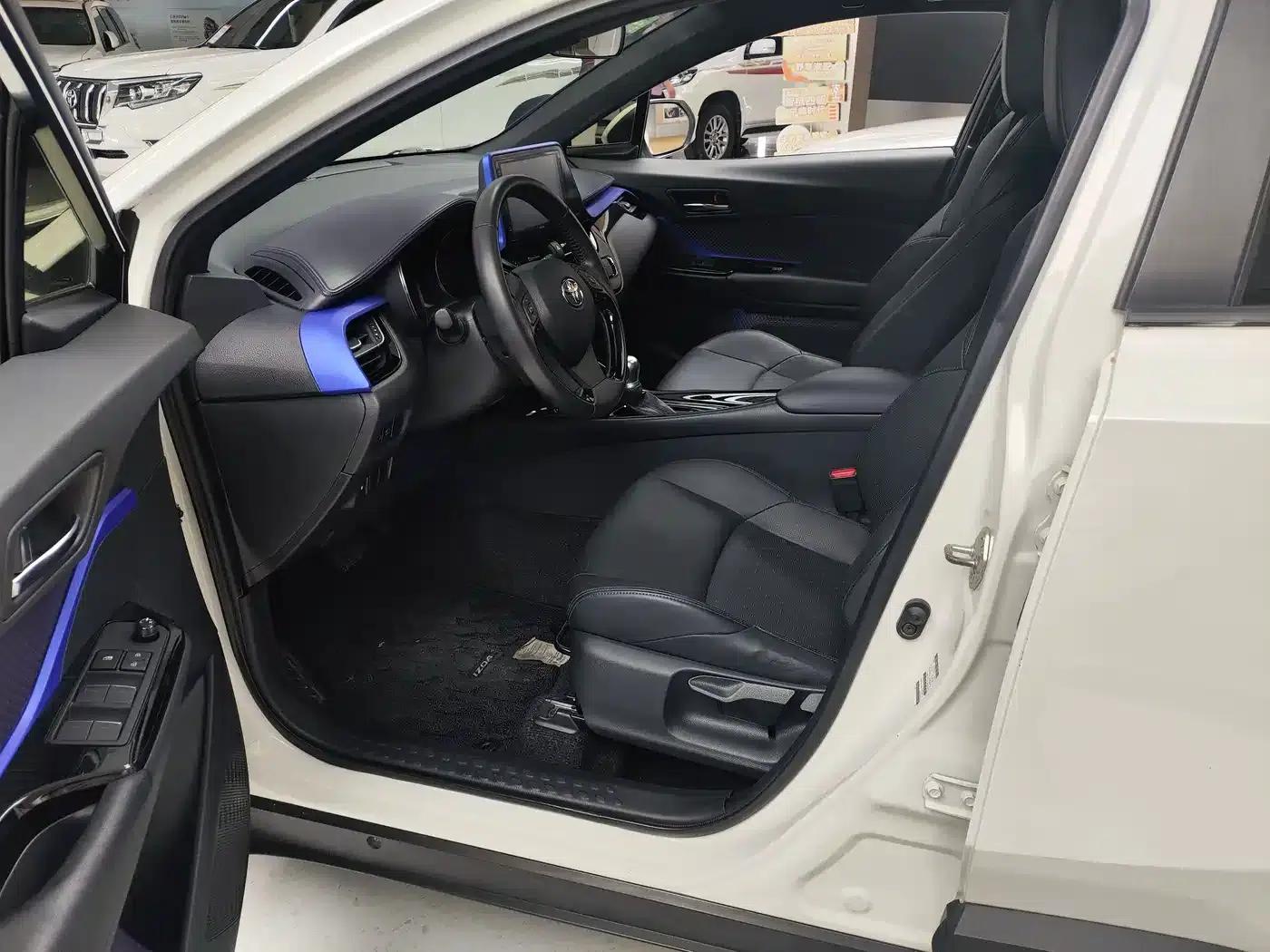 2018 Toyota IZOA 2.0L Elegance Edition (National VI Emission Standard) — миниатюра 4