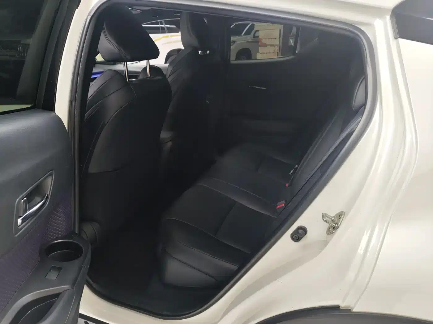 2018 Toyota IZOA 2.0L Elegance Edition (National VI Emission Standard) — миниатюра 5