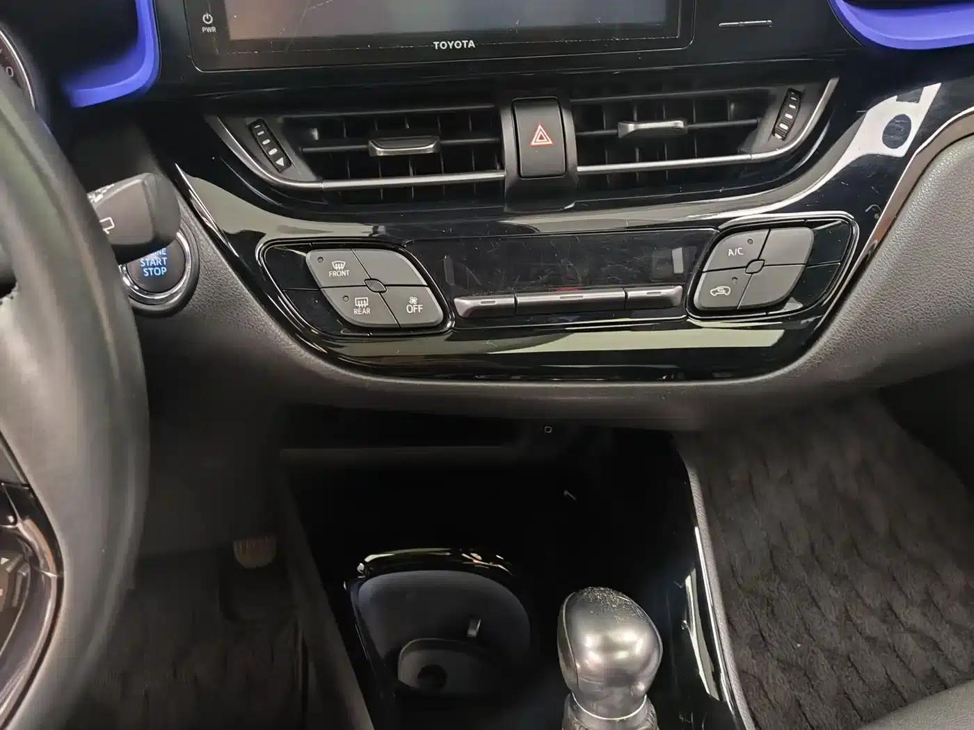 2018 Toyota IZOA 2.0L Elegance Edition (National VI Emission Standard) — миниатюра 10