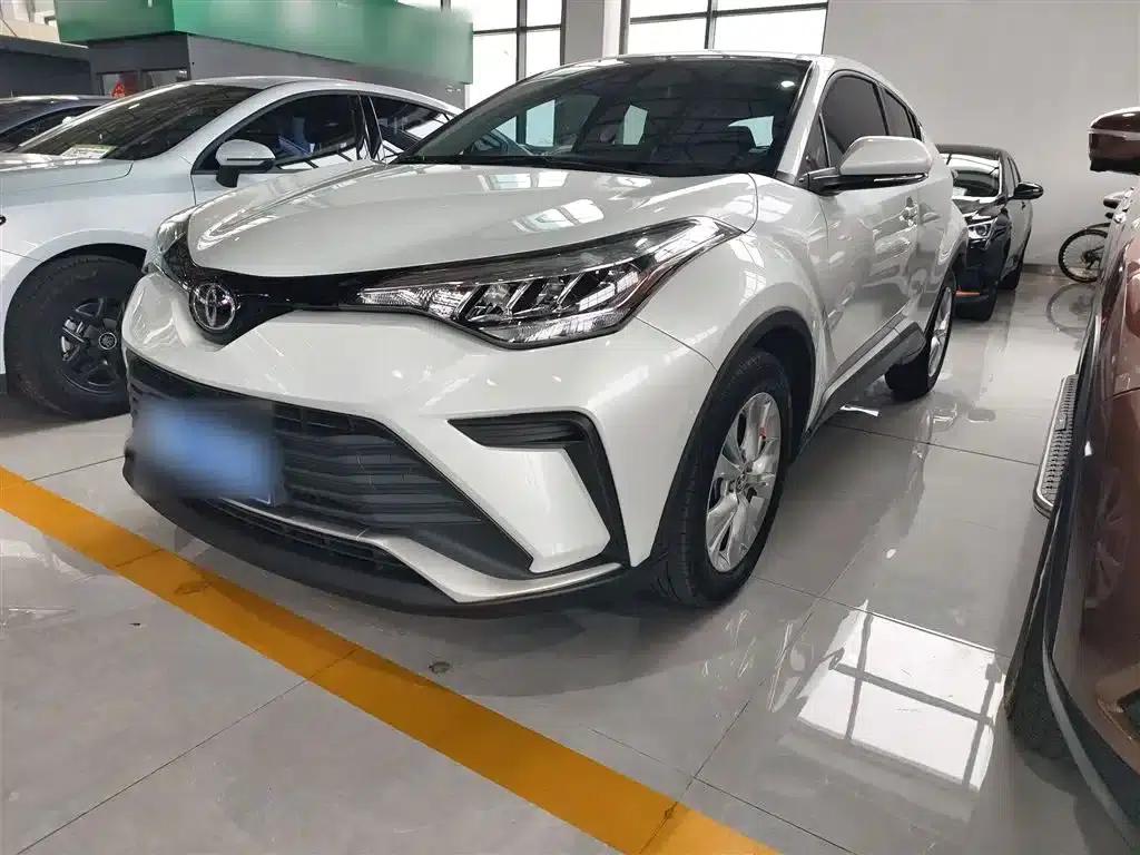 2022 Toyota IZOA 2.0L Sport Edition — миниатюра 1