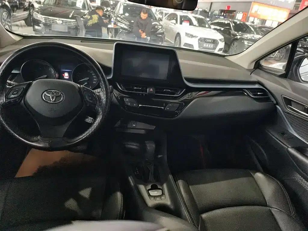 2022 Toyota IZOA 2.0L Sport Edition — миниатюра 14