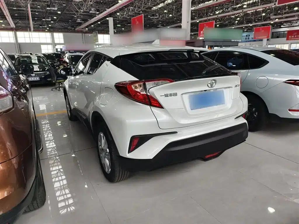 2022 Toyota IZOA 2.0L Sport Edition — миниатюра 10
