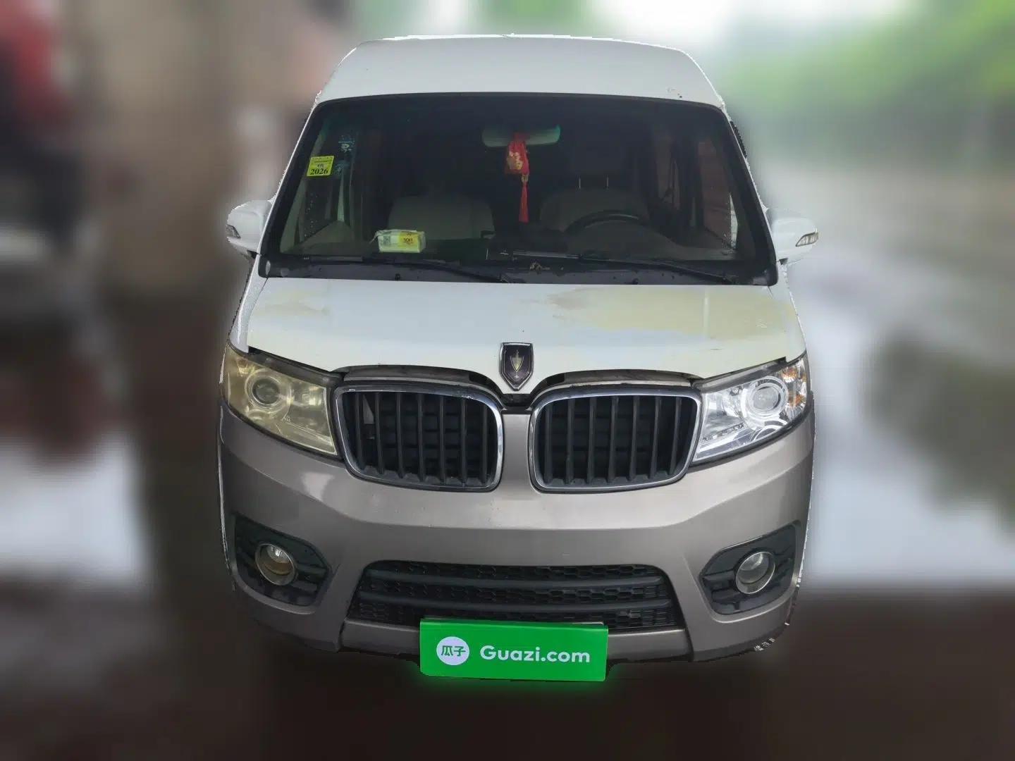 Jinbei New Hiace X30L  — миниатюра 2