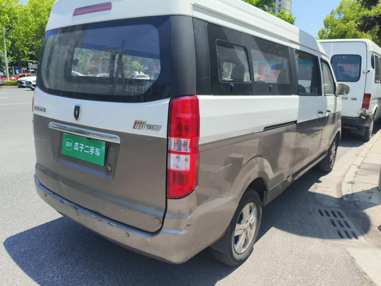 Jinbei New Hiace X30L 2016 1.3L Business Edition Van DLCG12 — миниатюра 6