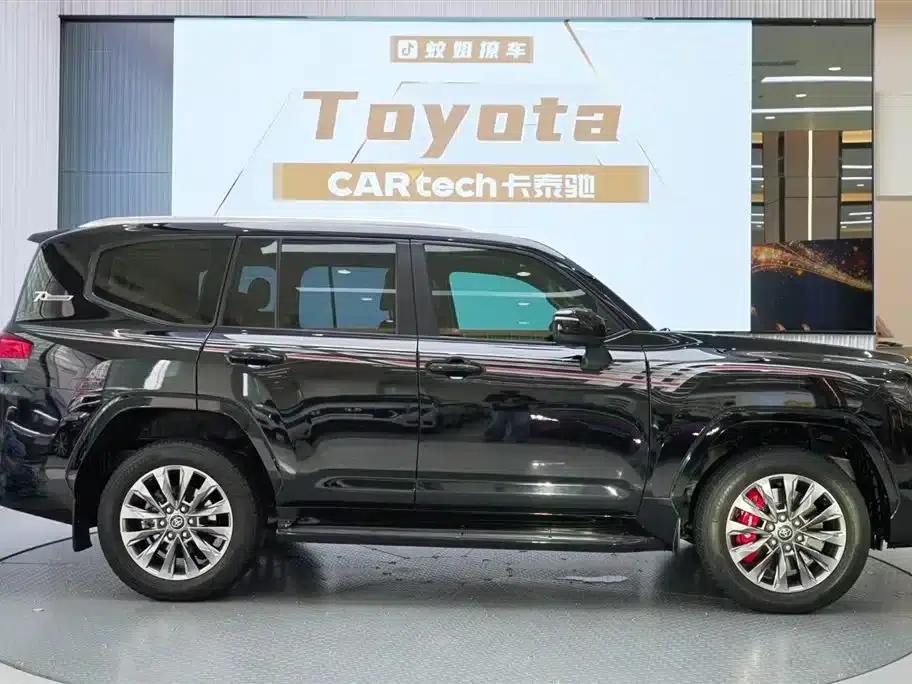 2022 Land Cruiser (Imported) 3.5T GX-R Middle East Edition — миниатюра 4