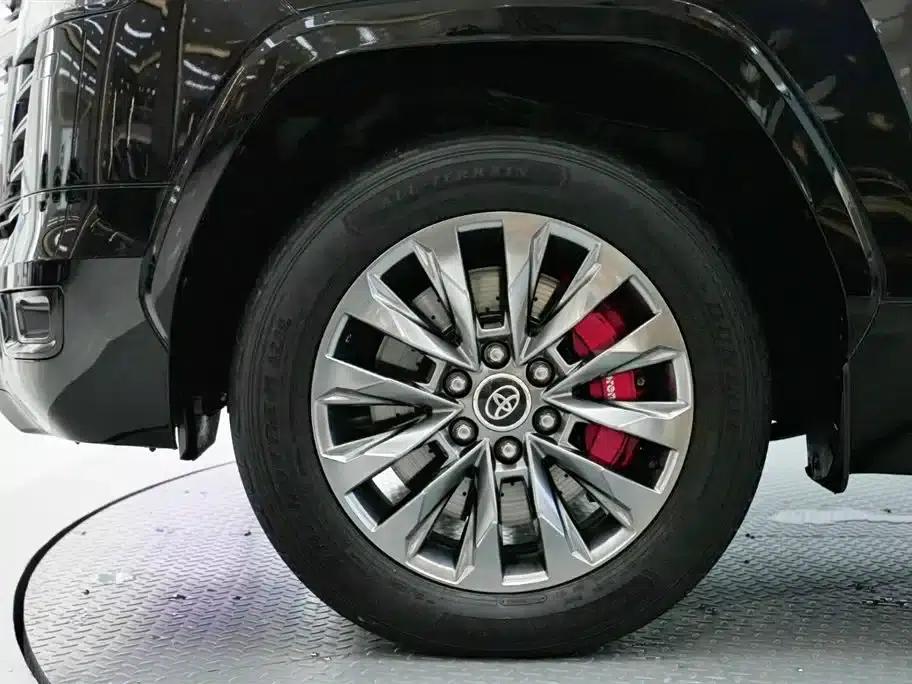 2022 Land Cruiser (Imported) 3.5T GX-R Middle East Edition — миниатюра 8