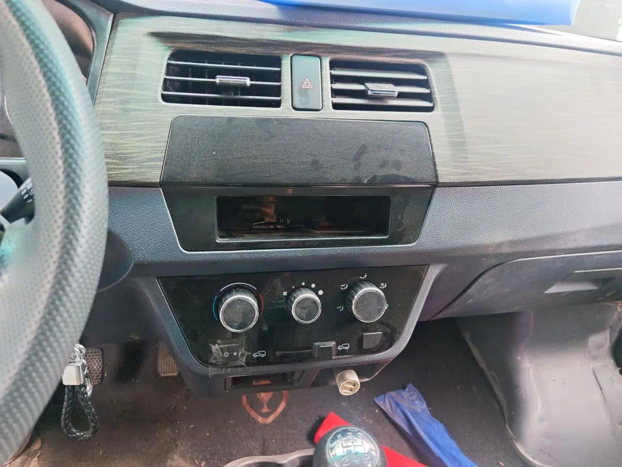 Jinbei Hiace X30 2021 1.5L Wealthy Single-Steaming Air-Conditioned Van China VI Standard SWC15M — миниатюра 14