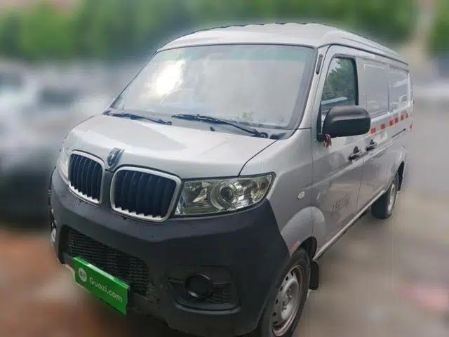Jinbei Hiace X30 2021 1.5L Wealthy Single-Steaming Air-Conditioned Van China VI Standard SWC15M