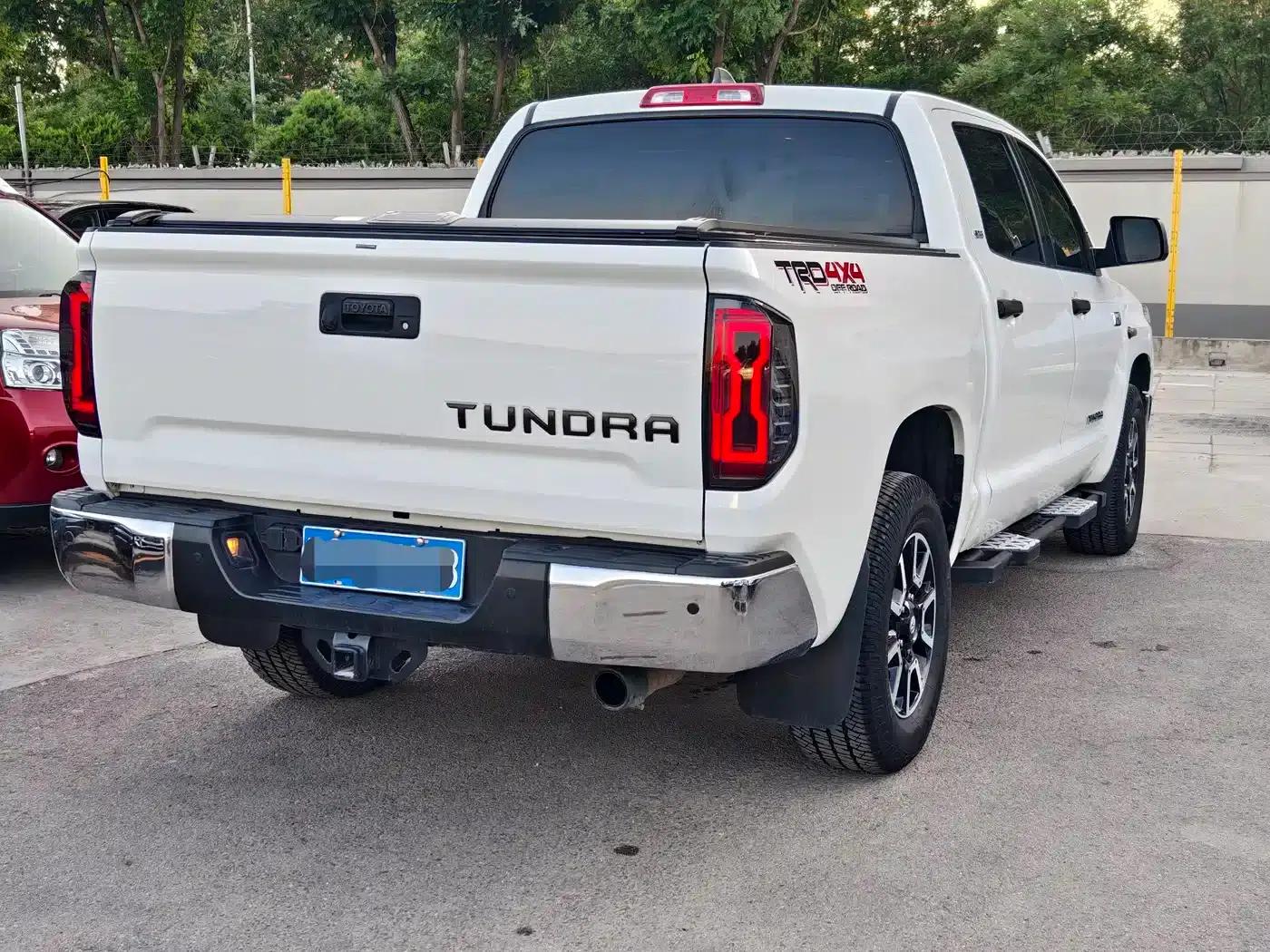 2020 Toyota Tundra 5.7L Canadian Spec — миниатюра 18