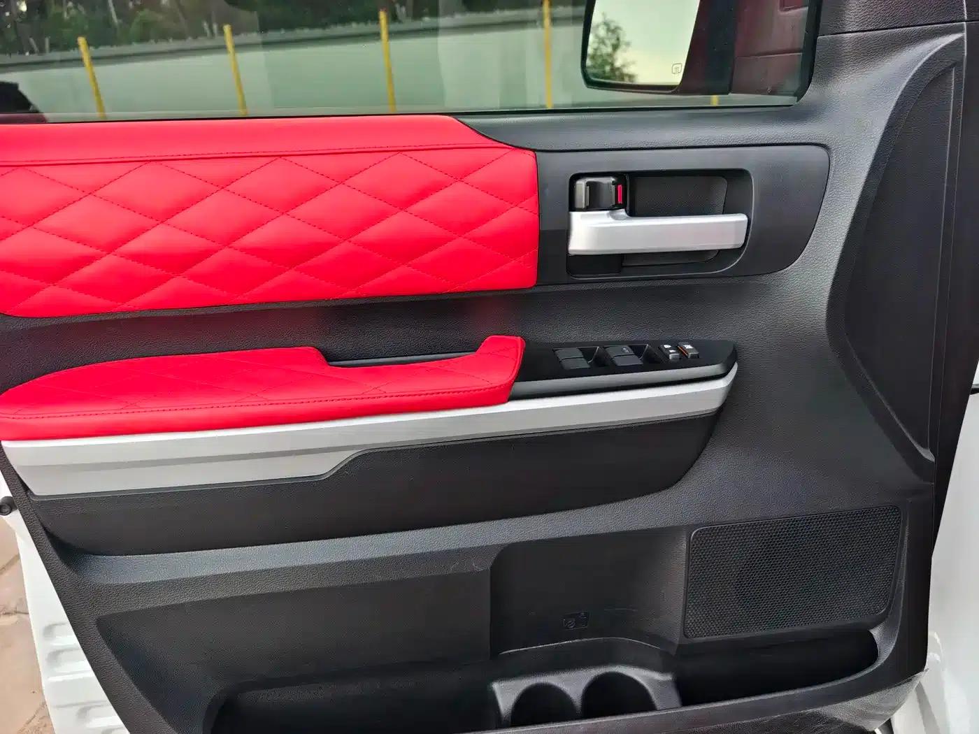 2020 Toyota Tundra 5.7L Canadian Spec — миниатюра 4