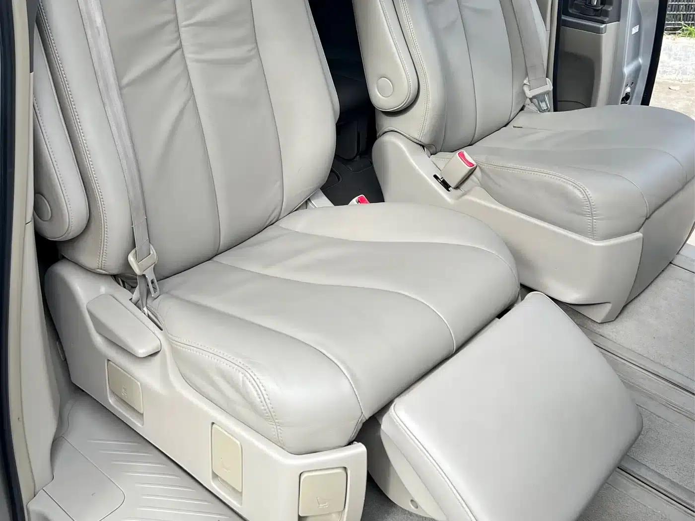 2007 Previa 3.5L 7-seater Luxury — миниатюра 4