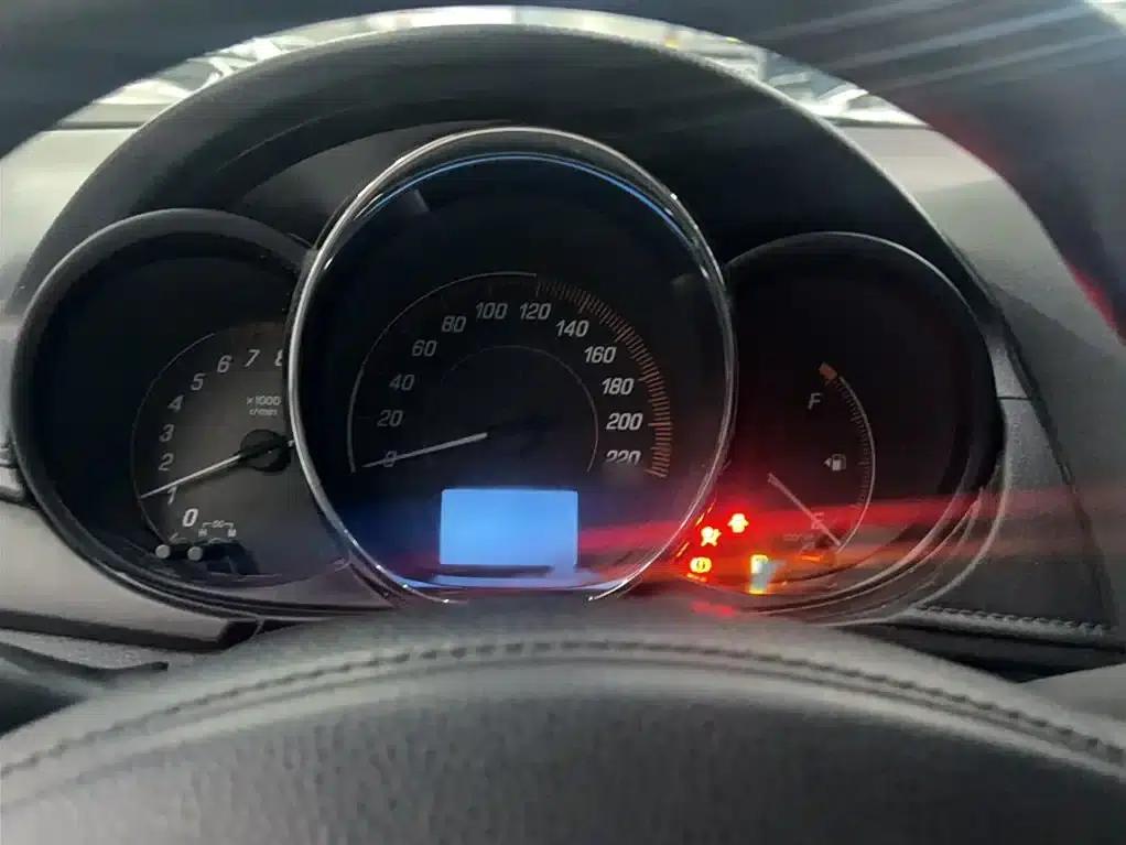 YARiS L 2021 1.5L CVT Leading Edition — миниатюра 6