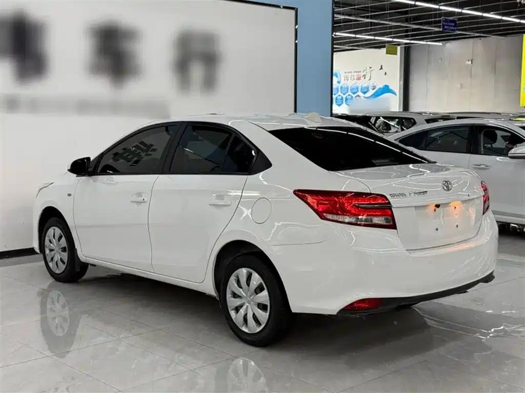 YARiS L 2021 1.5L CVT Leading Edition — миниатюра 10