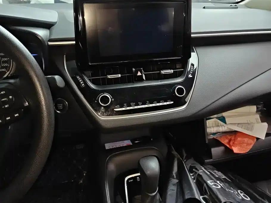 2021 Avalon 2.0L Entry-level Edition — миниатюра 13