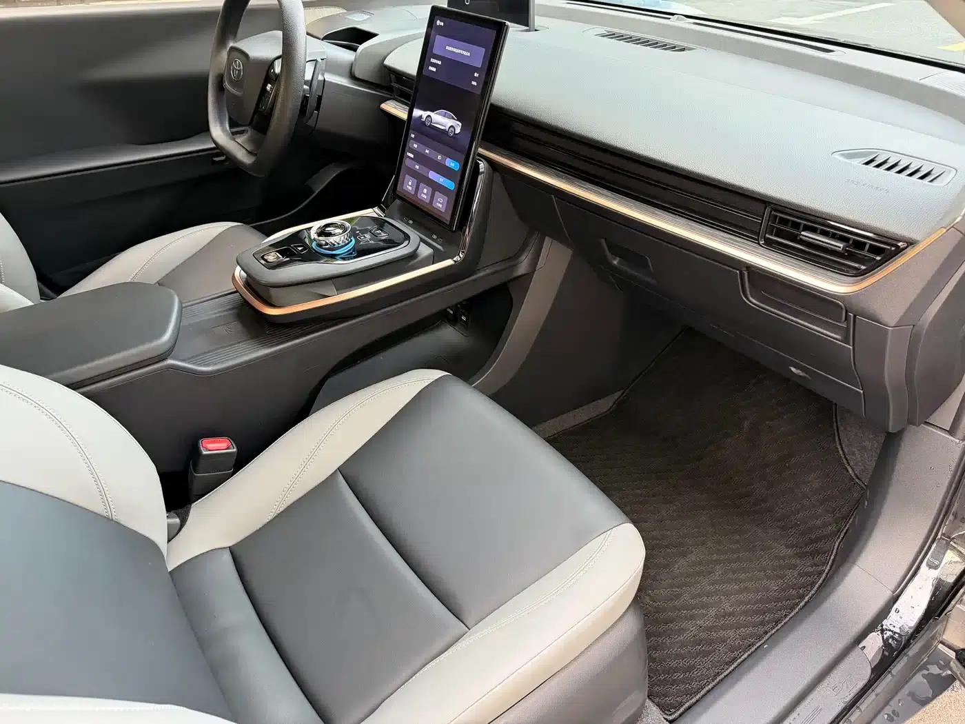 Toyota BZ3 2023 model, 517km, Elite PRO — миниатюра 12