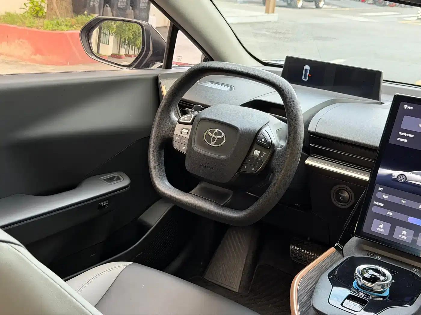 Toyota BZ3 2023 model, 517km, Elite PRO — миниатюра 13