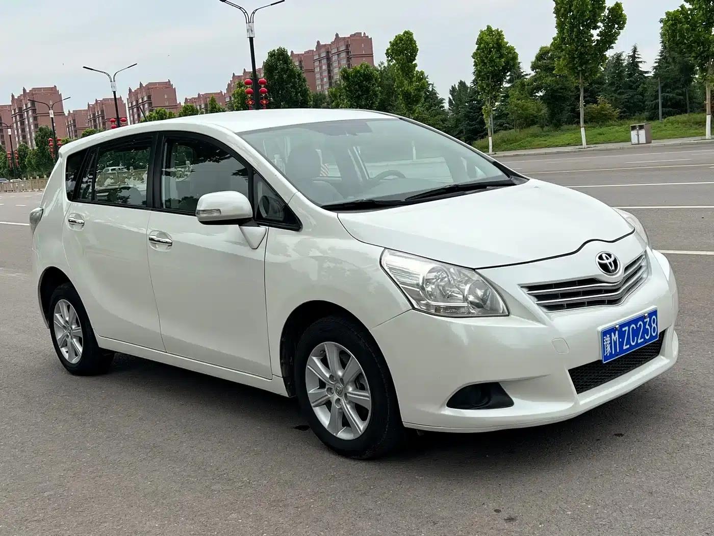 E'Z 2012 180E CVT Elite Multi-function Edition — миниатюра 3