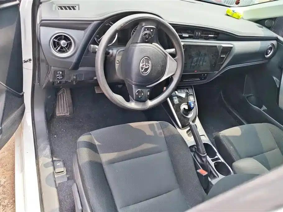 Corolla Hybrid E+ 2020 1.8L E-CVT Comfort Edition — миниатюра 12