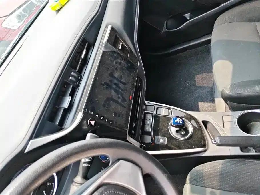 Corolla Hybrid E+ 2020 1.8L E-CVT Comfort Edition — миниатюра 13