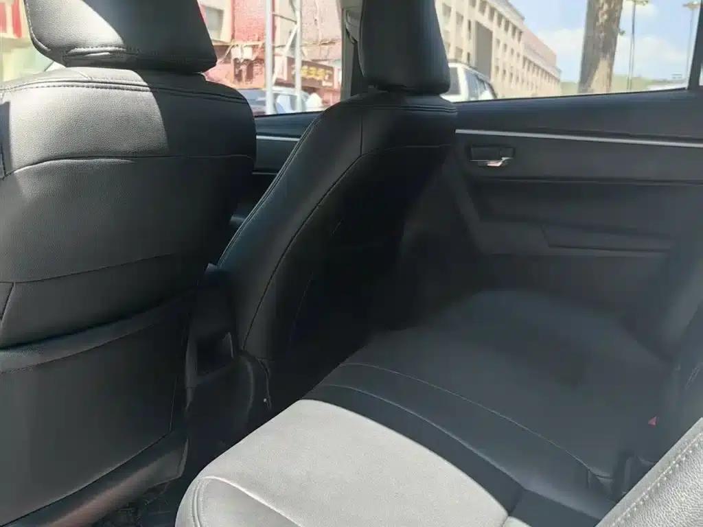 Corolla Hybrid E+ 2019 1.8L E-CVT Leading Edition — миниатюра 14