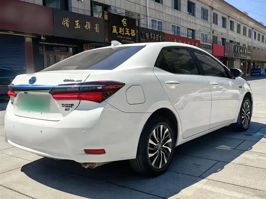 Corolla Hybrid E+ 2019 1.8L E-CVT Leading Edition — миниатюра 9