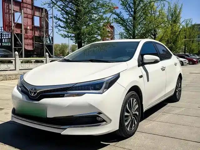 Corolla Hybrid E+ 2019 1.8L E-CVT Leading Edition