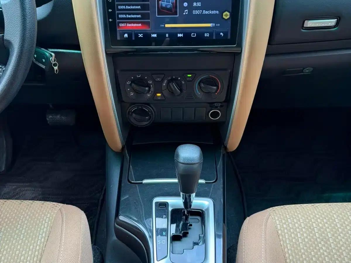 Fortuner 2016 2.7L Middle East Edition — миниатюра 12