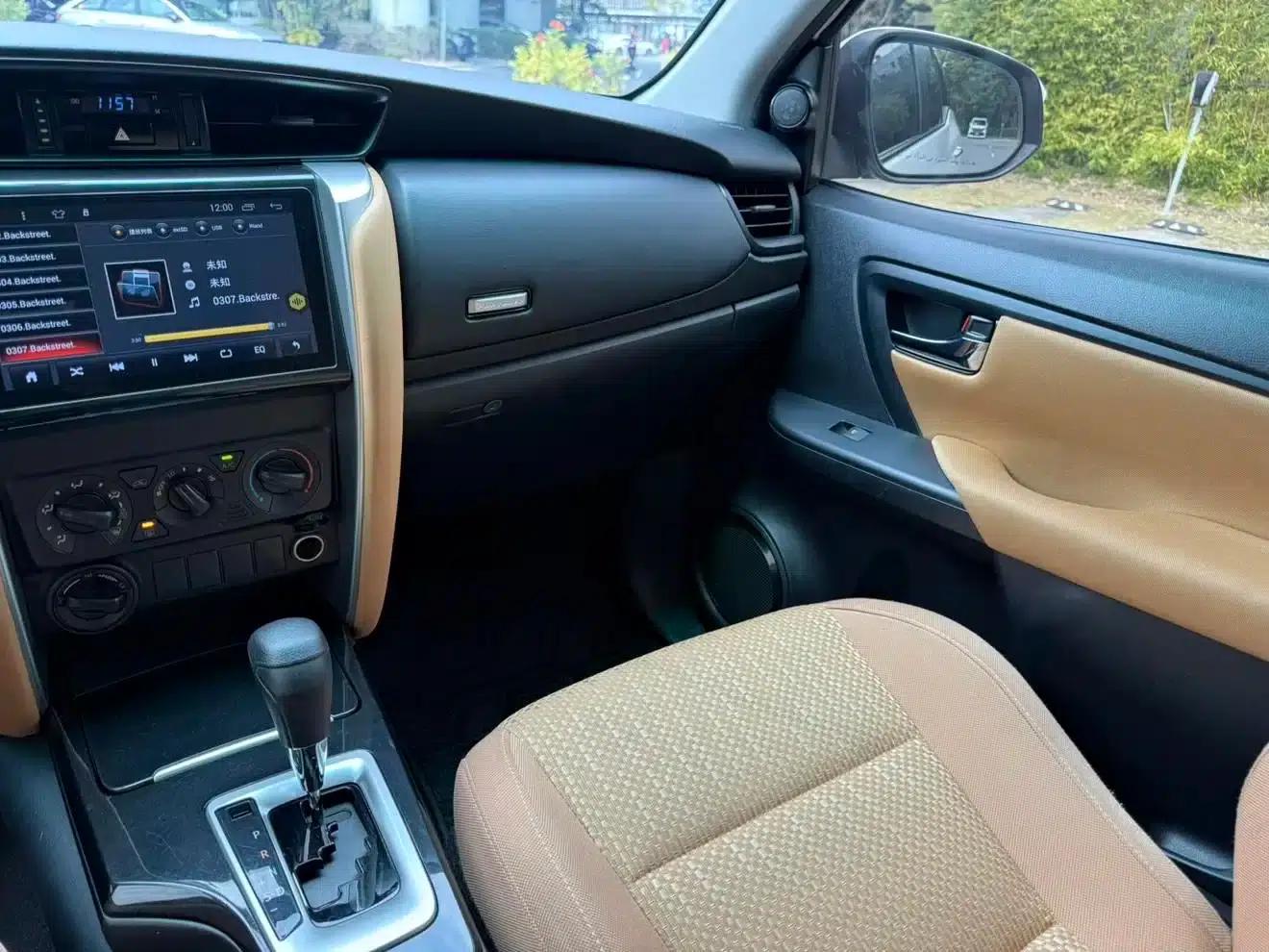 Fortuner 2016 2.7L Middle East Edition — миниатюра 13