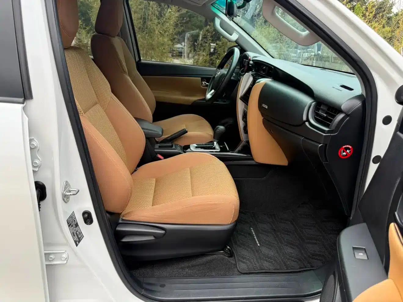 Fortuner 2016 2.7L Middle East Edition — миниатюра 15