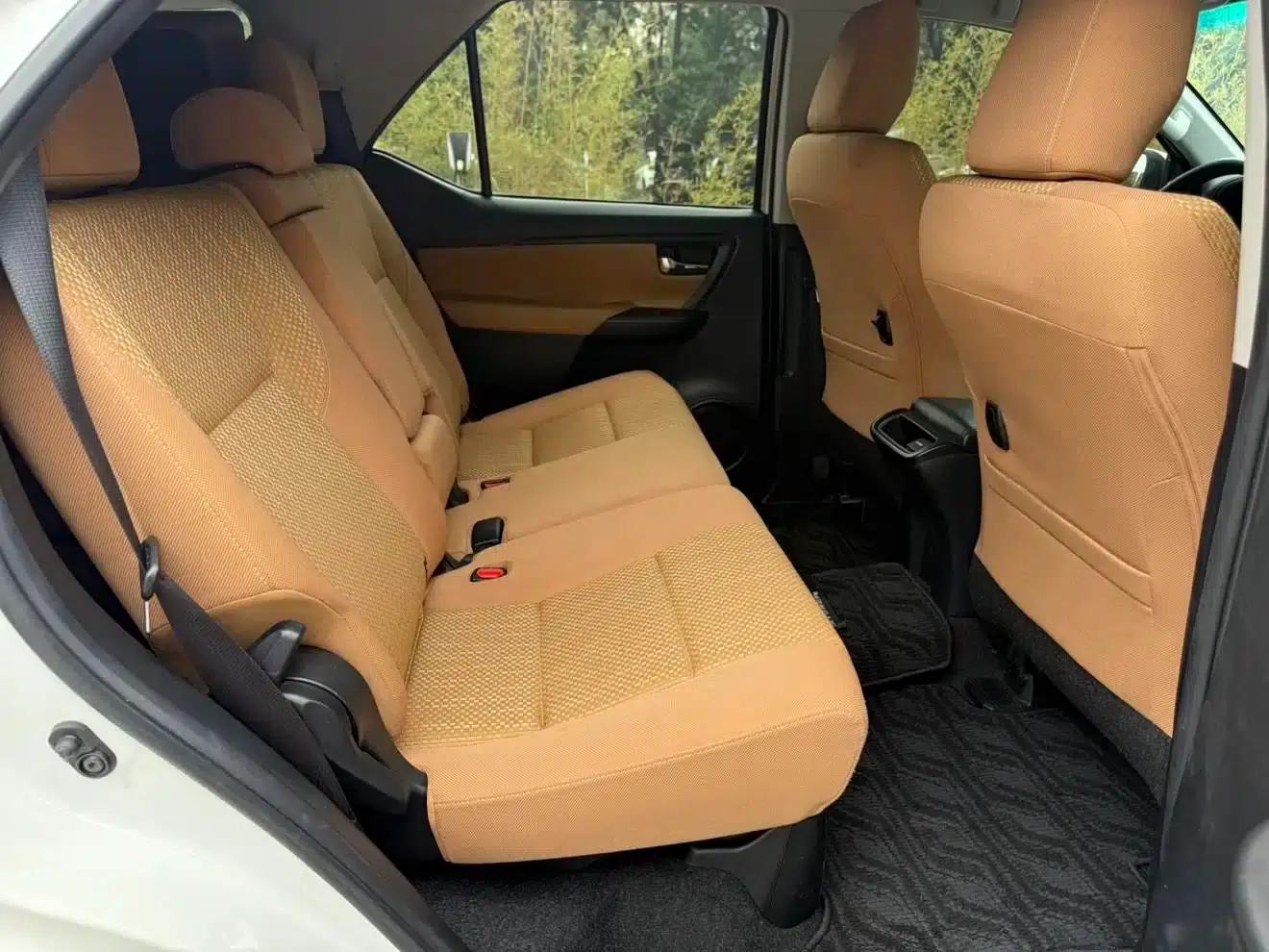Fortuner 2016 2.7L Middle East Edition — миниатюра 18