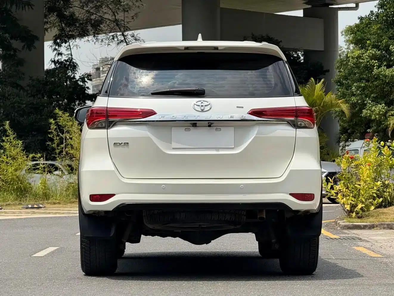 Fortuner 2016 2.7L Middle East Edition — миниатюра 6