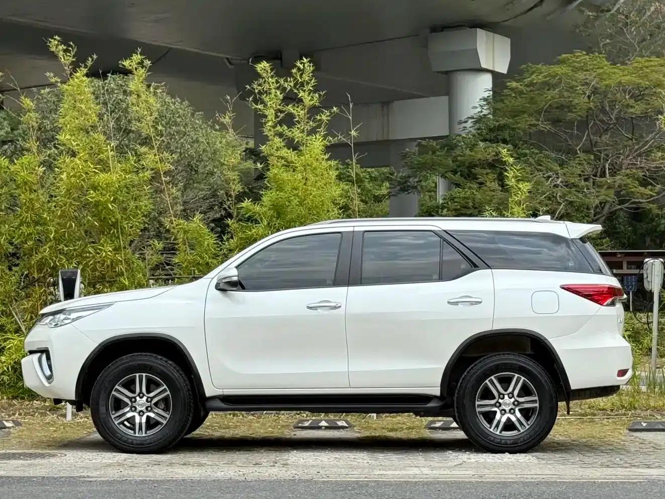 Fortuner 2016 2.7L Middle East Edition — миниатюра 7