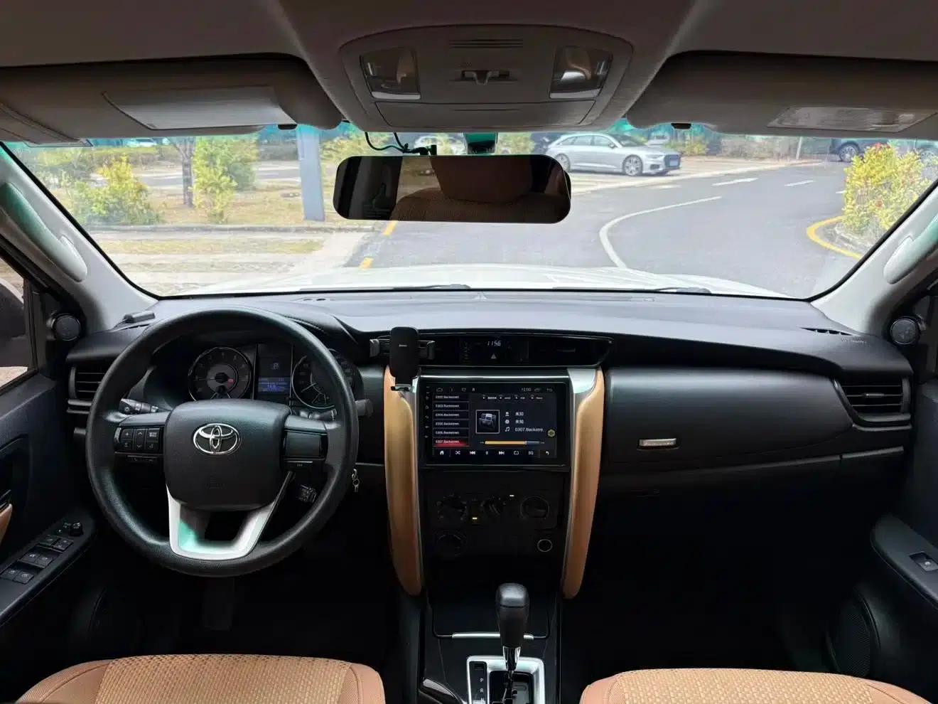 Fortuner 2016 2.7L Middle East Edition — миниатюра 9