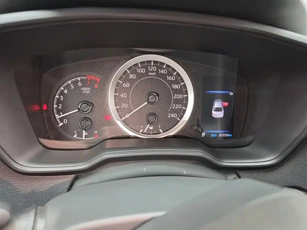 2021 Geely Lingshang 2.0L Luxury Edition — миниатюра 12
