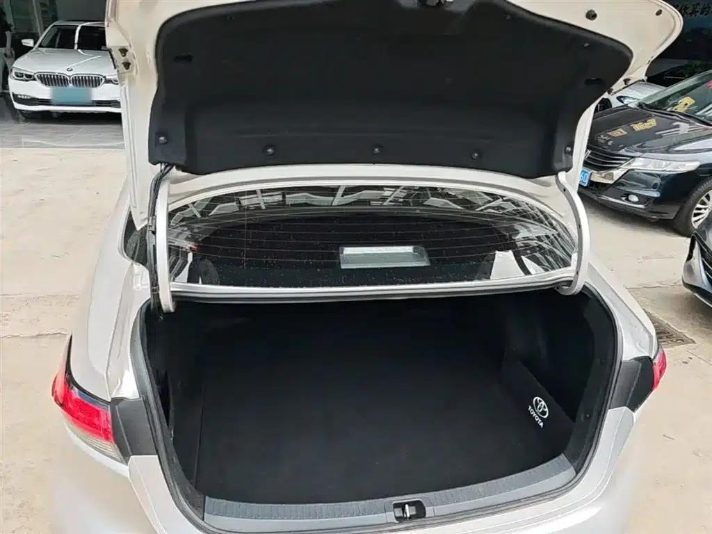 2021 Geely Lingshang 2.0L Luxury Edition — миниатюра 19