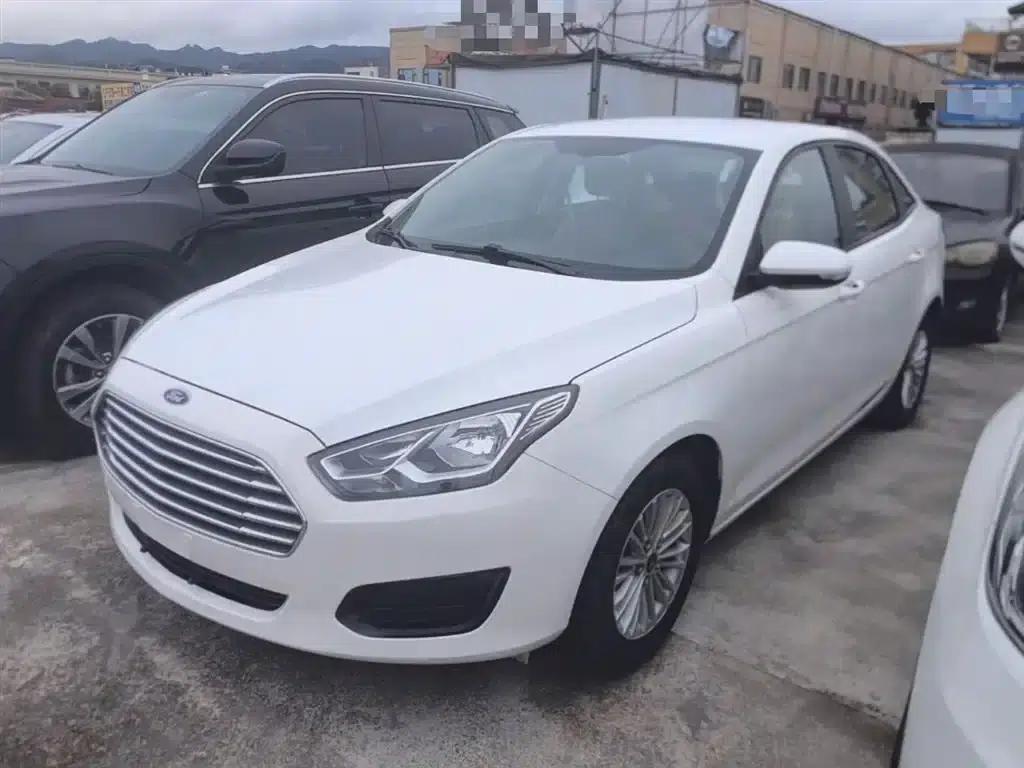 2017 Ford Focus Facelift 1.5L Automatic Comfort Model — миниатюра 2