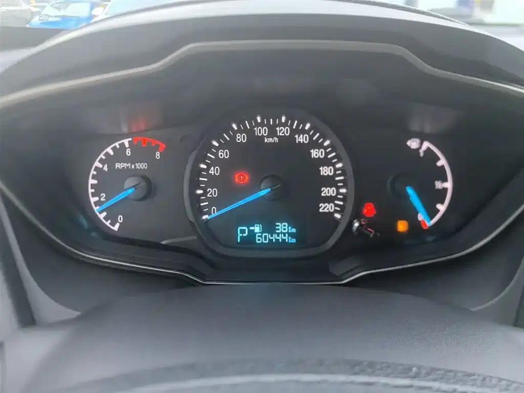 2017 Ford Focus Facelift 1.5L Automatic Comfort Model — миниатюра 12