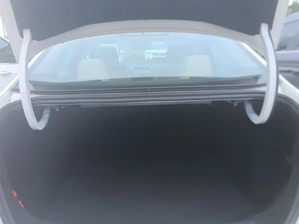 2017 Ford Focus Facelift 1.5L Automatic Comfort Model — миниатюра 19