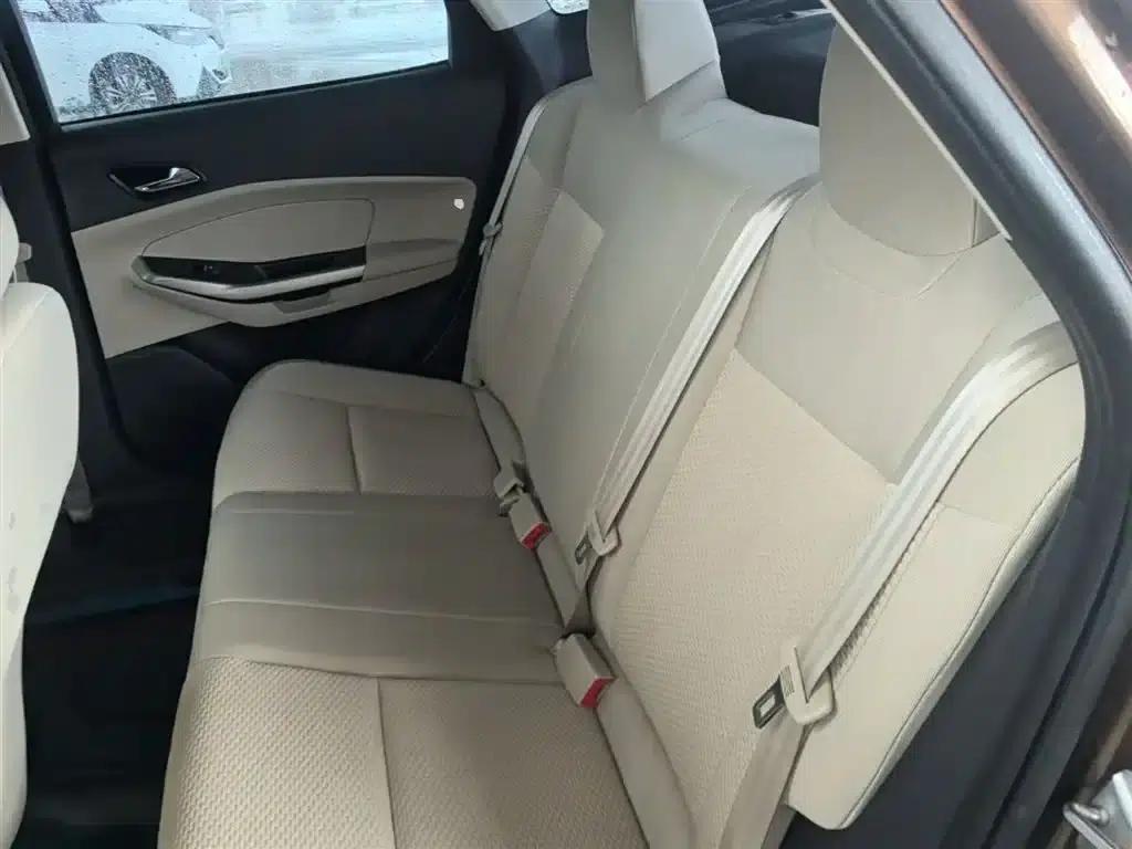Ford Focus 2015 1.5L Automatic Comfort Model — миниатюра 17
