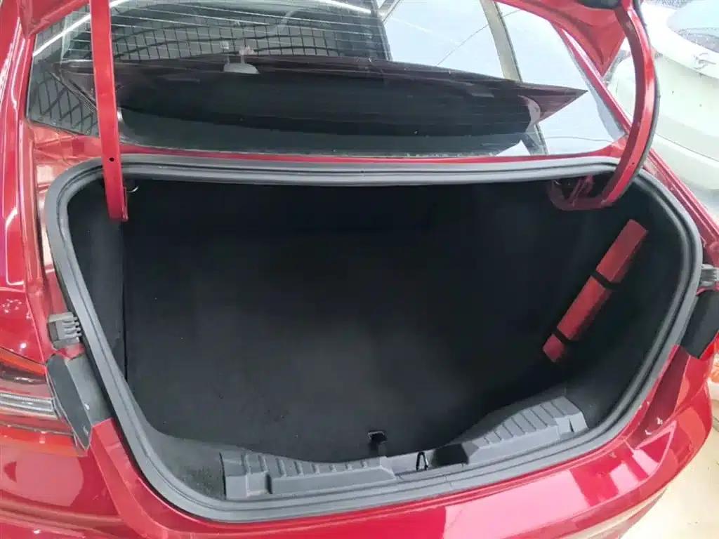 Ford Focus 2021 1.5L Automatic Diamond Edition — миниатюра 19