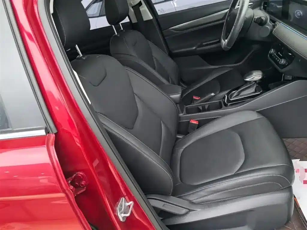 Ford Focus 2021 1.5L Automatic Diamond Edition — миниатюра 25