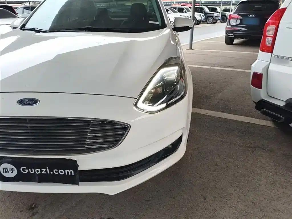 Ford Focus 2019 Facelift 1.5L Automatic Enjoyment Edition (China VI Emission Standard) — миниатюра 24