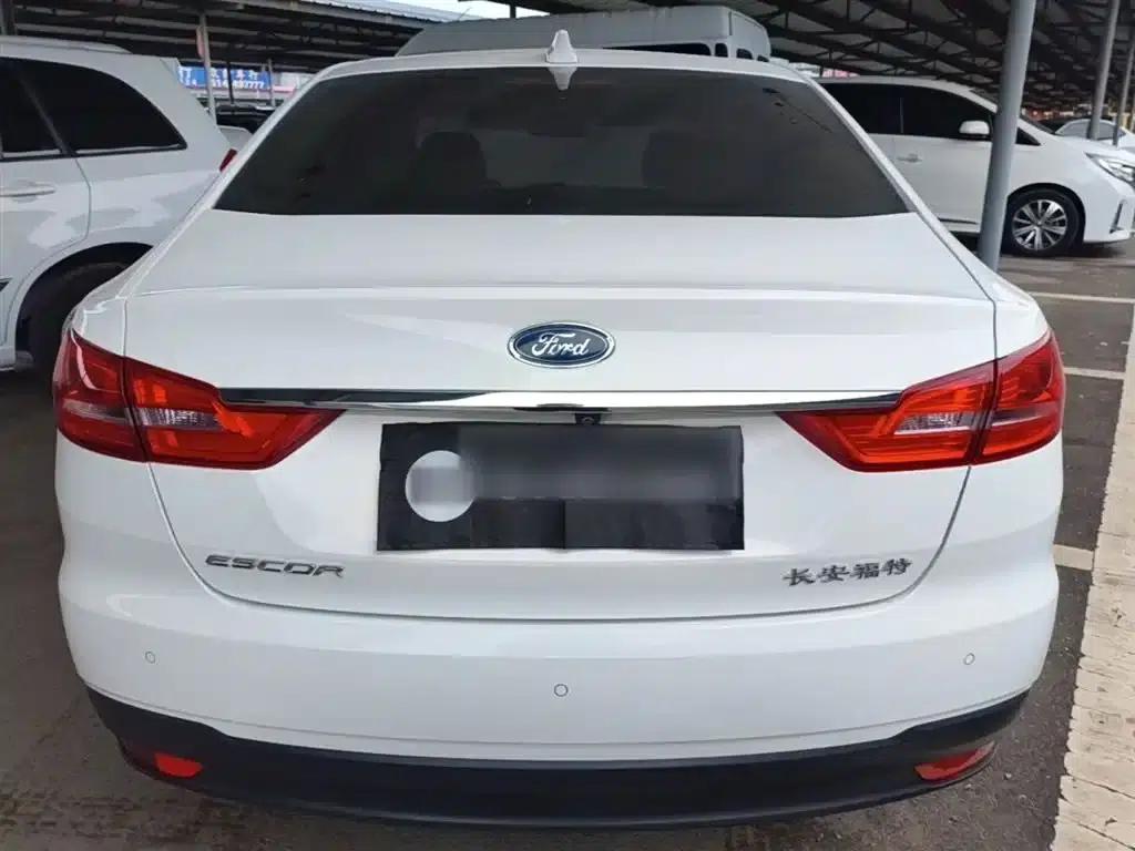 Ford Focus 2019 Facelift 1.5L Automatic Enjoyment Edition (China VI Emission Standard) — миниатюра 6