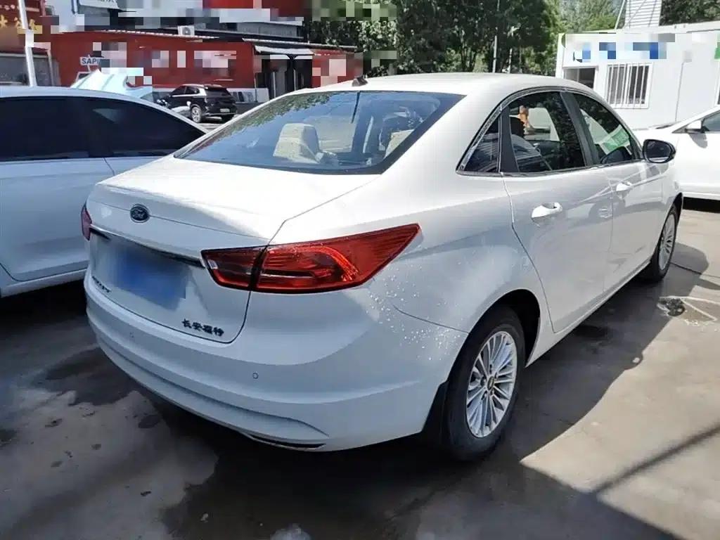 2017 Ford Focus Facelift 1.5L Automatic Comfort Model — миниатюра 7