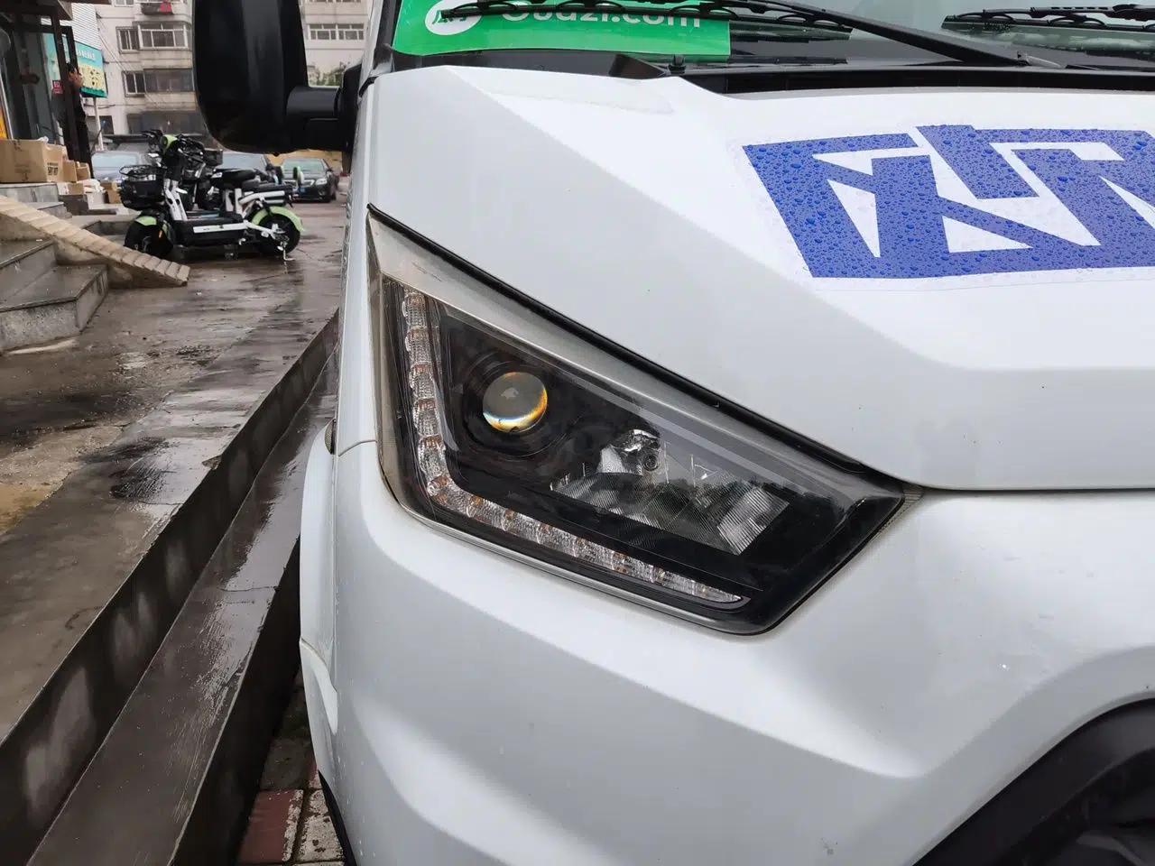 JMC Transit 2019 2.8T Commercial Version Short Wheelbase Mid-Roof 3-Seater China VI Standard JX493 — миниатюра 7